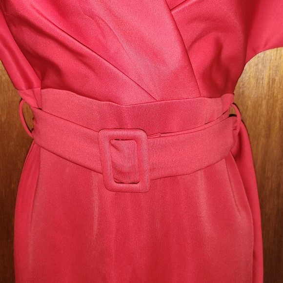 Red off the shoulder midi dress.sz M - Picture 2 of 4